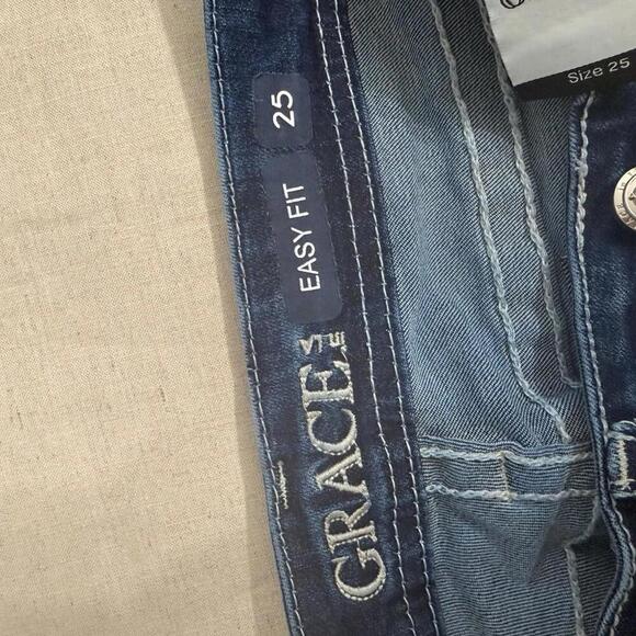 Grace in LA Jeans Women's Western Aztec Embellished Bootcut Stretch Jeans - Picture 9 of 9